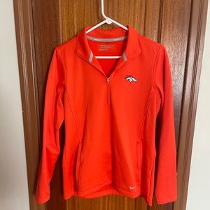 Broncos Nike Golf Pullover